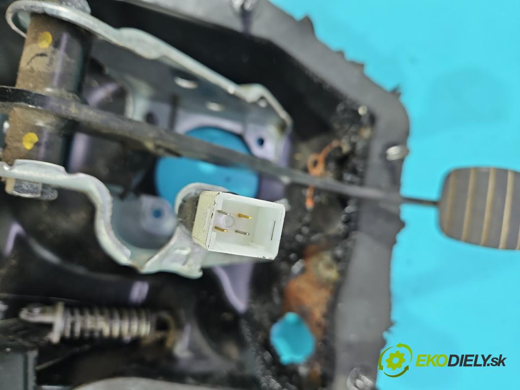 Opel Vivaro 2001-2014 2.0 cdti 90 HP manual 66 kW 1995 cm3 5- pedále ostatné 93857572