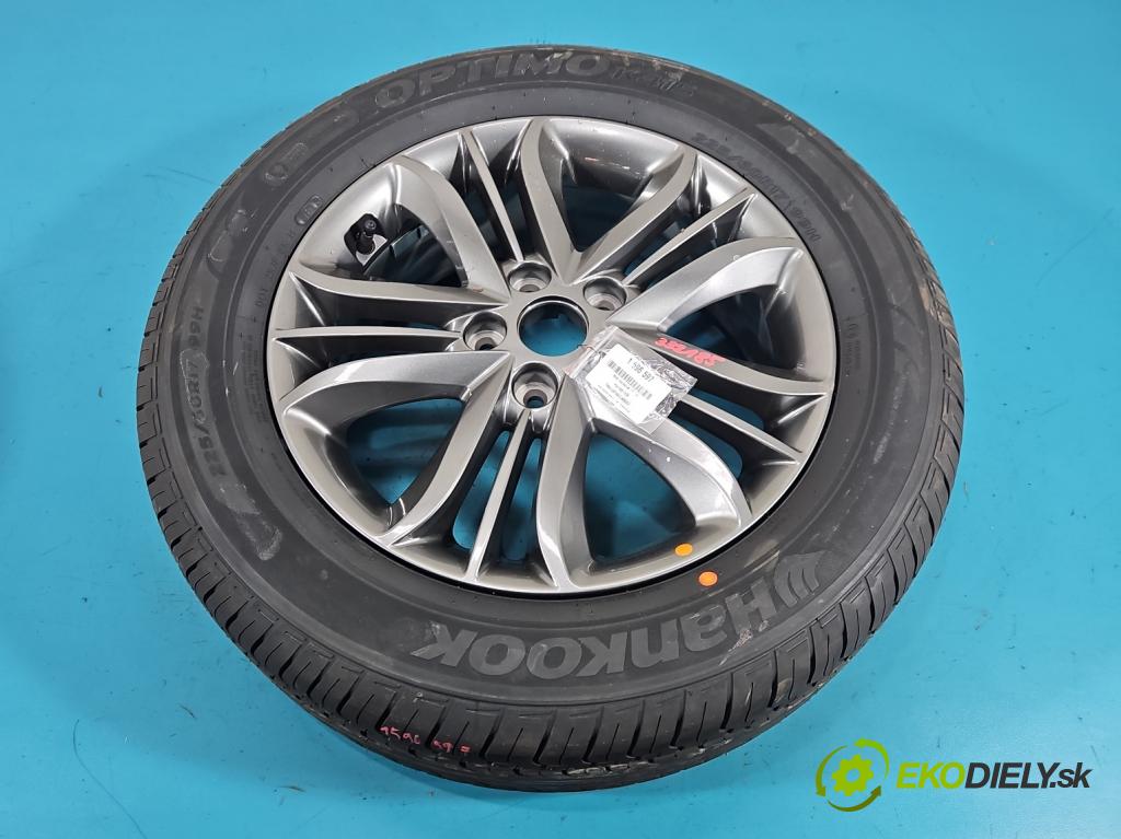 Hyundai Ix35 1.6 Gdi: G4FD 135 HP manual 99 kW 1591 cm3 5- koleso rezervne 17
