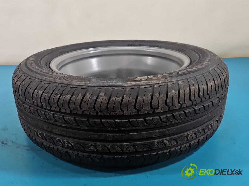 Hyundai Ix35 1.6 Gdi: G4FD 135 HP manual 99 kW 1591 cm3 5- koleso rezervne 17"