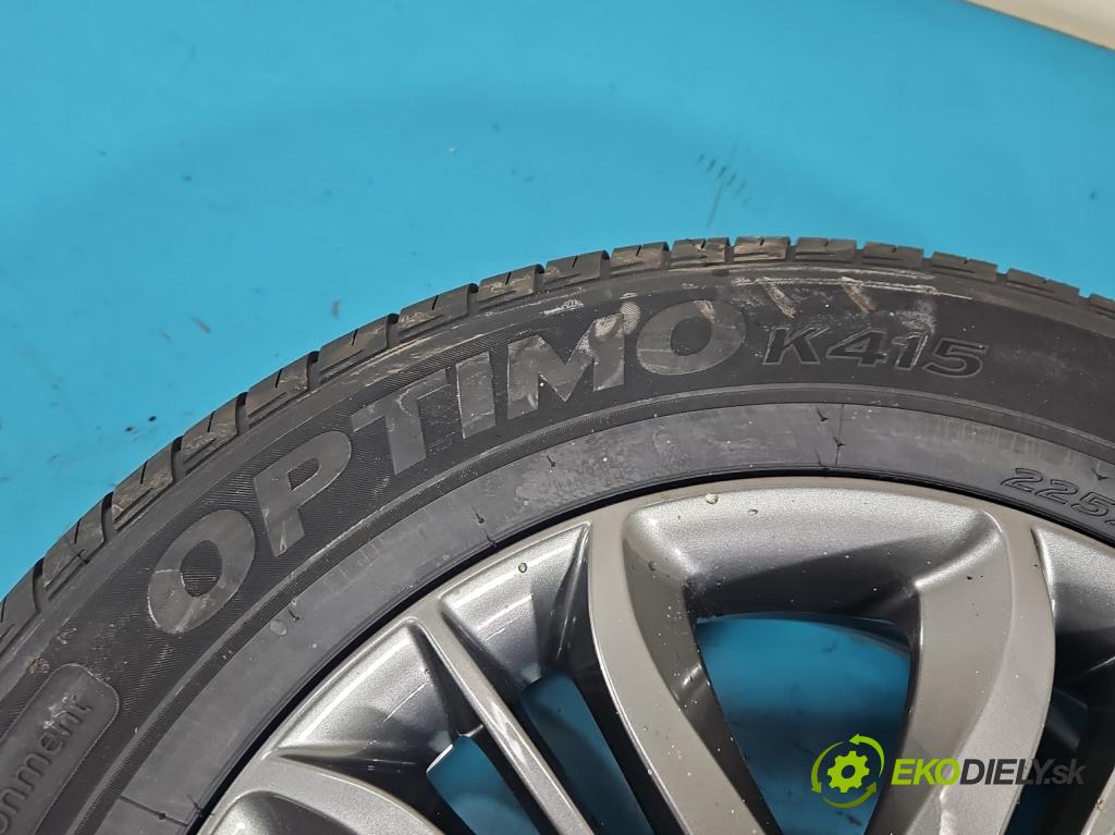 Hyundai Ix35 1.6 Gdi: G4FD 135 HP manual 99 kW 1591 cm3 5- koleso rezervne 17"