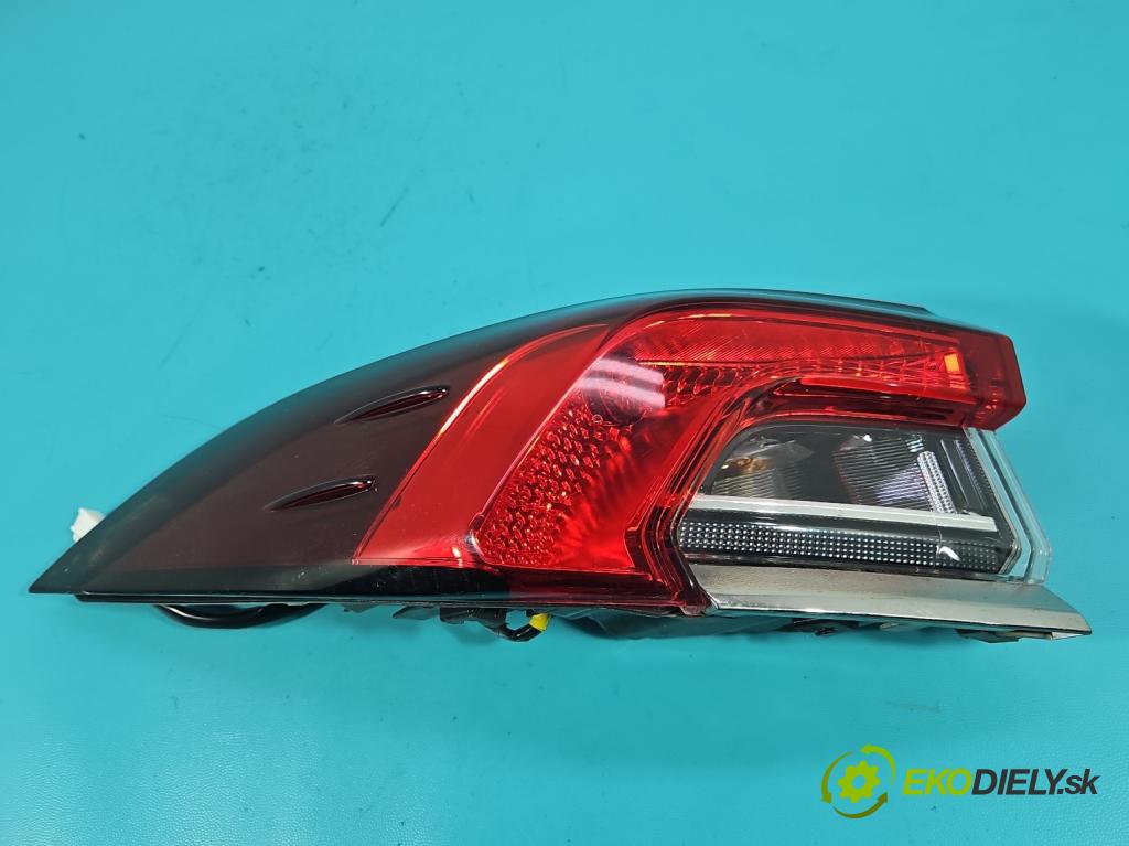 Toyota Corolla E21 2019- 1.8 16V 98 hp automatic 72 kW 1798 cm3 4- světlo zadní levé blatník: 81560-02D11