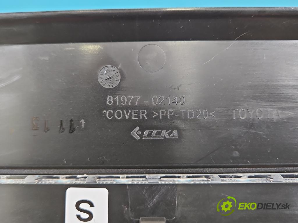 Toyota Corolla E21 2019- 1.8 16V 98 hp automatic 72 kW 1798 cm3 4- světlo: 8197702140