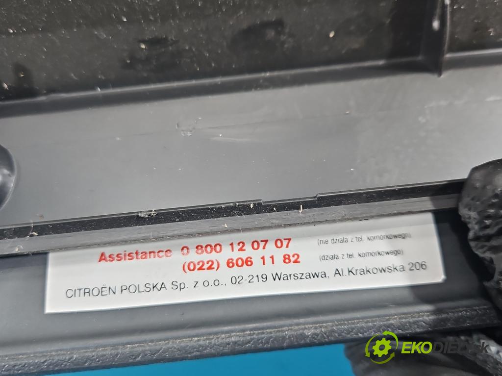 Citroen Xsara II 2000-2004 1.4 8V 75 HP manual 55 kW 1360 cm3 5- kastlík 1844910