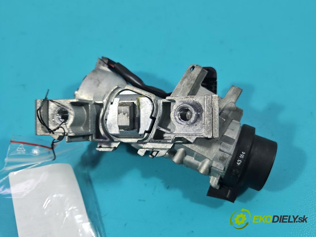 Vw Golf plus 1.4 16V 80 hp manual 59 kW 1390 cm3 5- spínací skříňka  (Spínací skříňka)