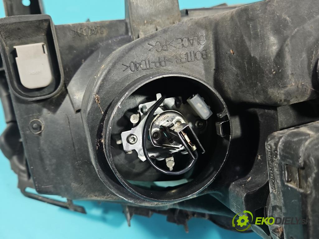 Renault Megane II 2003-2008 1.6 16V 113 HP automatic 83 kW 1598 cm3 5- Reflektor: ľavý 7701064018 (Kľučka dverí ostatné)