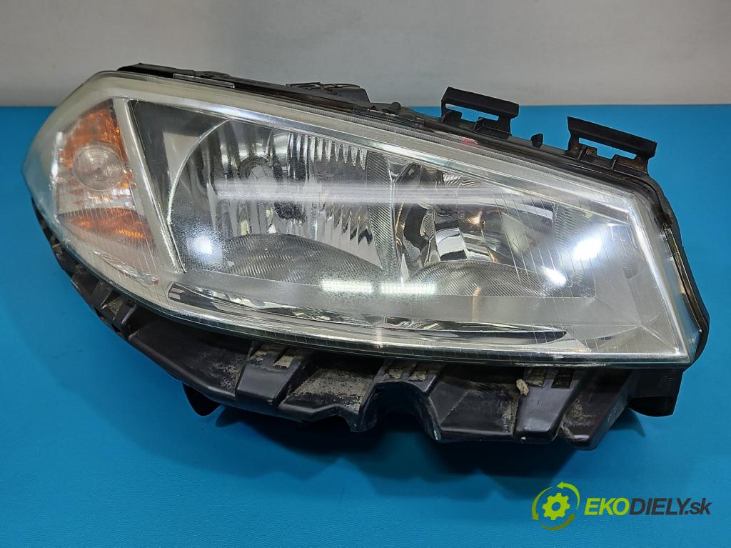 Renault Megane II 2003-2008 1.6 16V 113 hp automatic 83 kW 1598 cm3 5- světlo pravý 8200073221J (Pravé přední světlo)