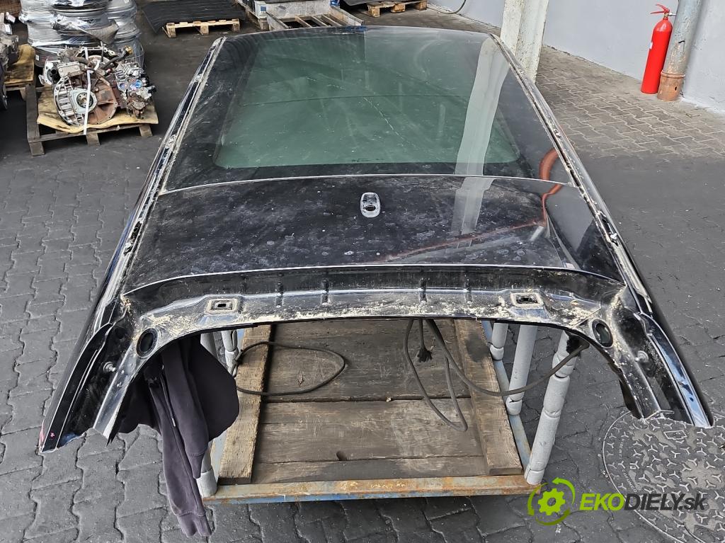 Peugeot 308 II 2013-2021 1.6 hdi 120 HP manual 88 kW 1560 cm3 5- strecha