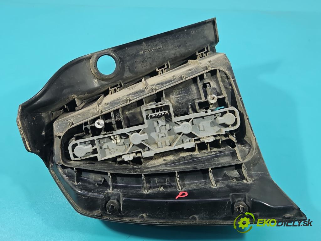 Opel Zafira B 2005-2014 1.9 cdti 120 HP manual 88 kW 1910 cm3 5- svetlo / reflektor zadné pravé blatník 24451843