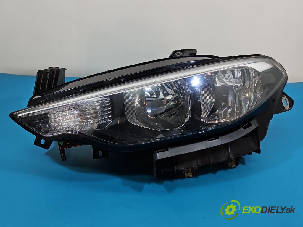 Fiat Tipo II 2015- 1.4 T 120 HP manual 88 kW 1368 cm3 5- Reflektor: ľavý 52145171 (Kľučka dverí ostatné)