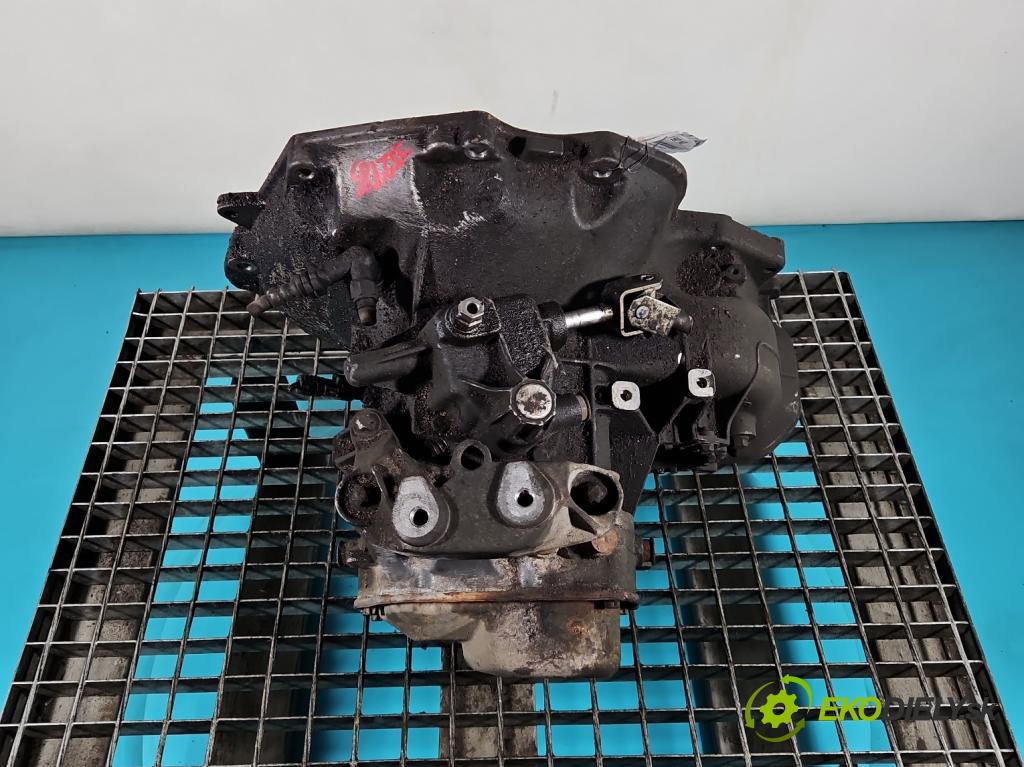Opel Meriva A 2002-2010 1.6 16V 101 HP manual 74 kW 1598 cm3 5- prevodovka stupeň,rýchlosť manual F17C394