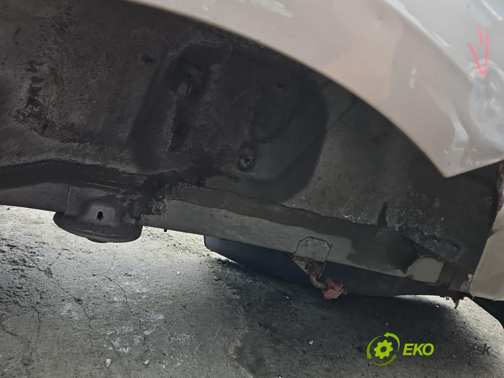 Fiat Tipo II 2015- 1.4 T 120 HP manual 88 kW 1368 cm3 5- blatník zadné ľavý