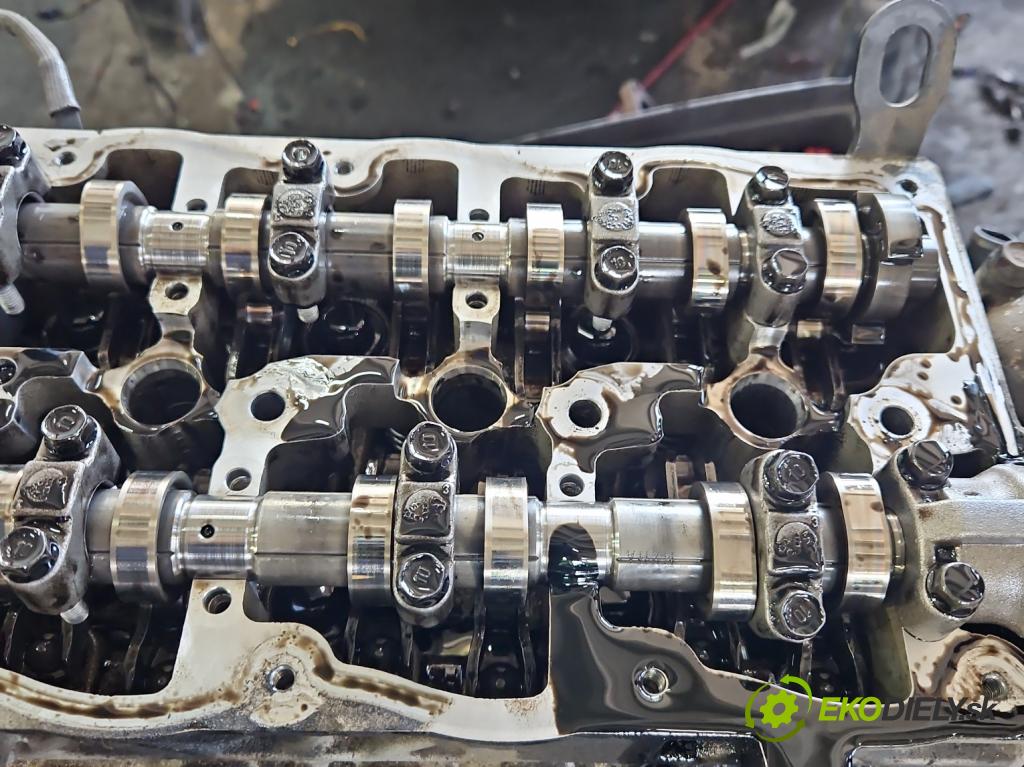 Kia Venga 1.6 crdi 116 HP manual 85 kW 1582 cm3 5- motor diesla D4FB