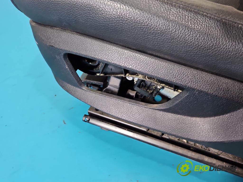 Bmw 7 F01 2008-2015 3.0d 306KM automatic 225 kW 2993 cm3 4- sedačke: komplet