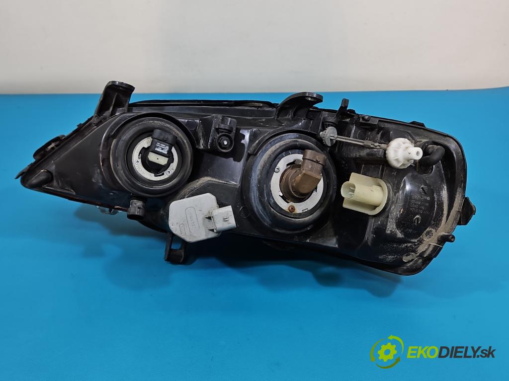 Opel Astra II 1998-2009 1.6 8V 84KM manual 62 kW 1598 cm3 3- světlo pravý  (Pravé přední světlo)