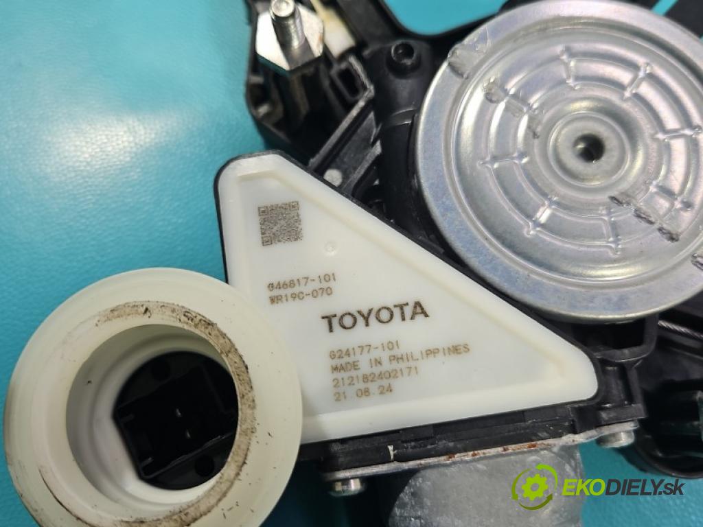 Toyota Corolla E21 2019- 1.8 16V 98 hp automatic 72 kW 1798 cm3 4- mechanismus stahování přední levý G46817-101
