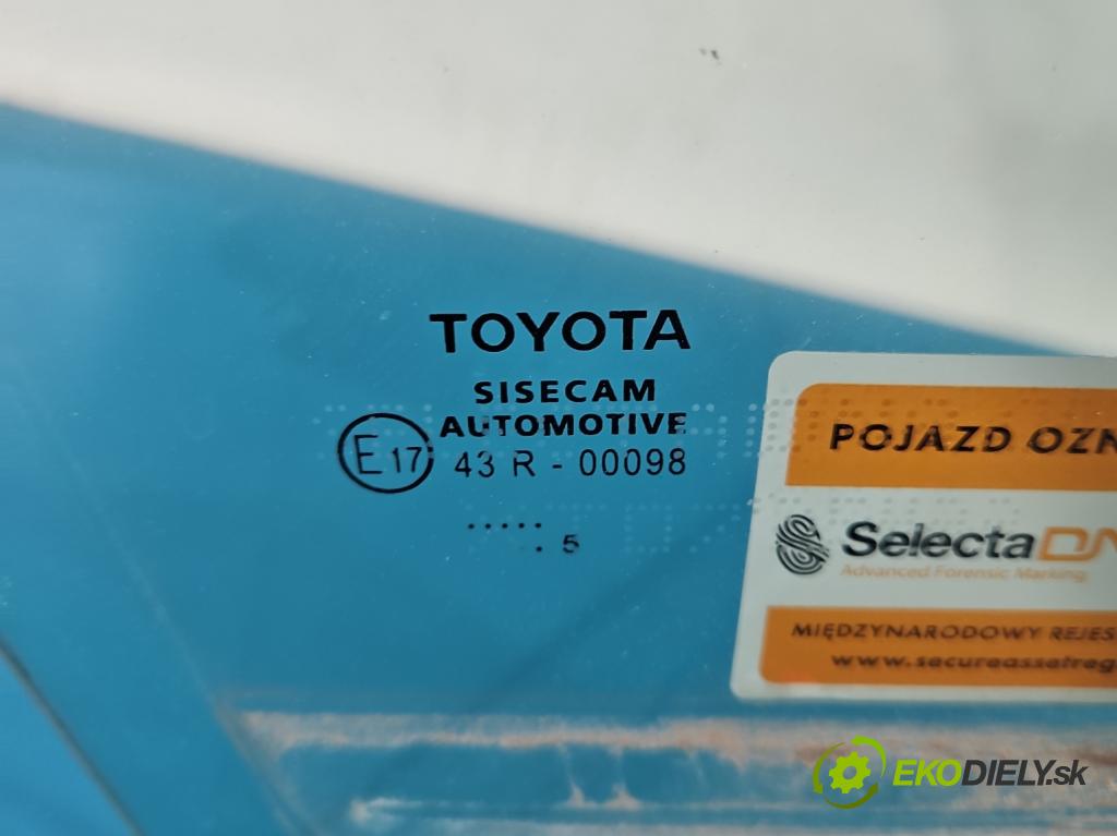 Toyota Corolla E21 2019- 1.8 16V 98 HP automatic 72 kW 1798 cm3 4- sklo dvere predné pravé