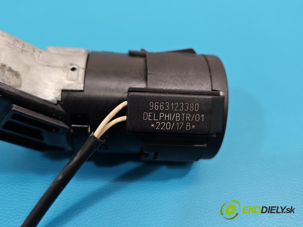 Peugeot 2008 I 2013-2019 1.2 12V 110 HP automatic 81 kW 1199 cm3 5- riadiaca jednotka motora 9806671980