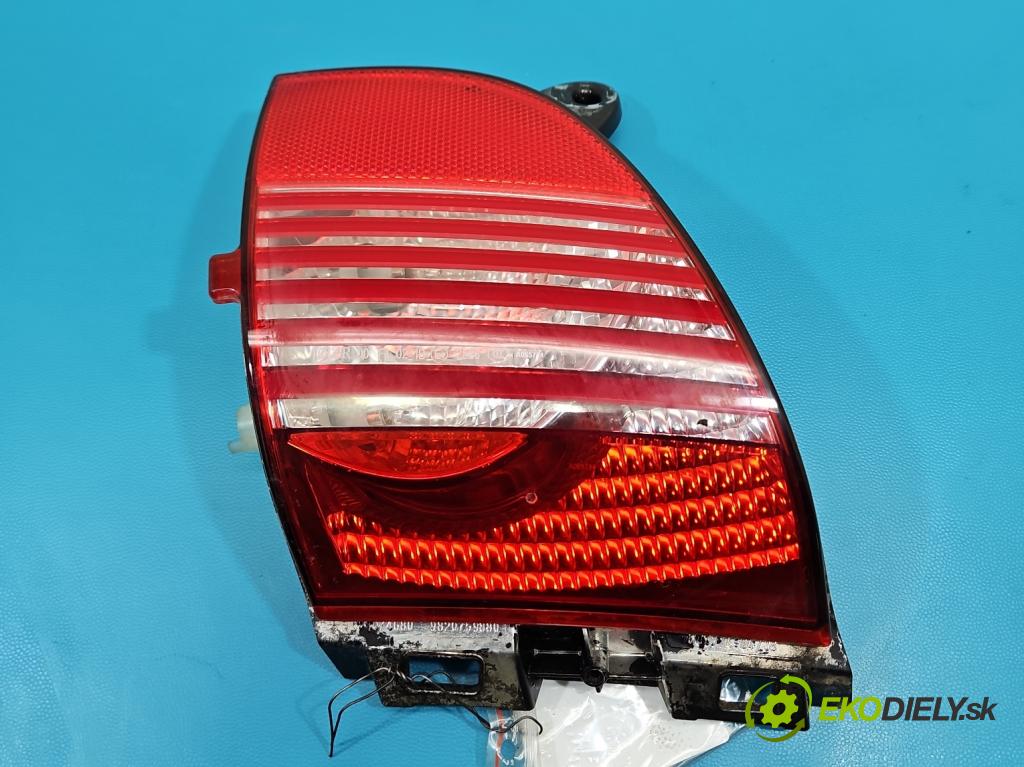 Peugeot 2008 I 2013-2019 1.2 12V 110 HP automatic 81 kW 1199 cm3 5- svetlo / reflektor zadné pravé nárazník 9820759880