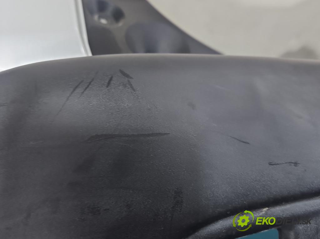 Peugeot 2008 I 2013-2019 1.2 12V 110 HP automatic 81 kW 1199 cm3 5- nárazník zadné 9678052277 (Kľučka dverí ostatné)