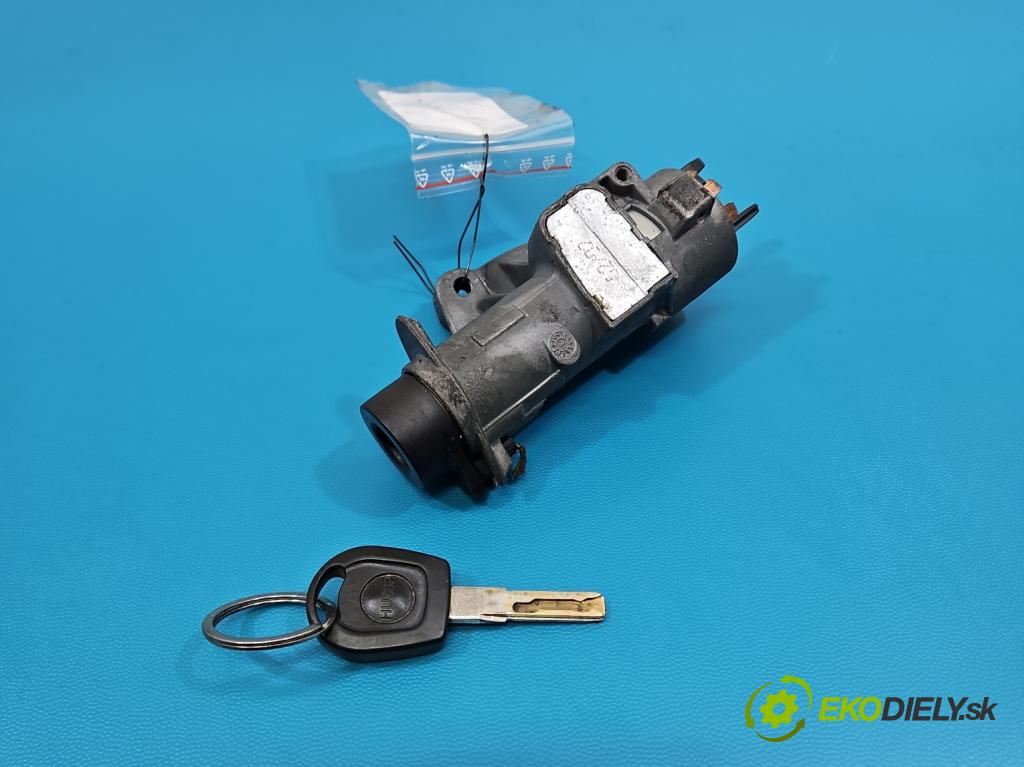 Seat Leon I 1999-2005 1.9 tdi 110 HP manual 81 kW 1896 cm3 5- Spínačka 4B0905851C (Spínacia skrinka)