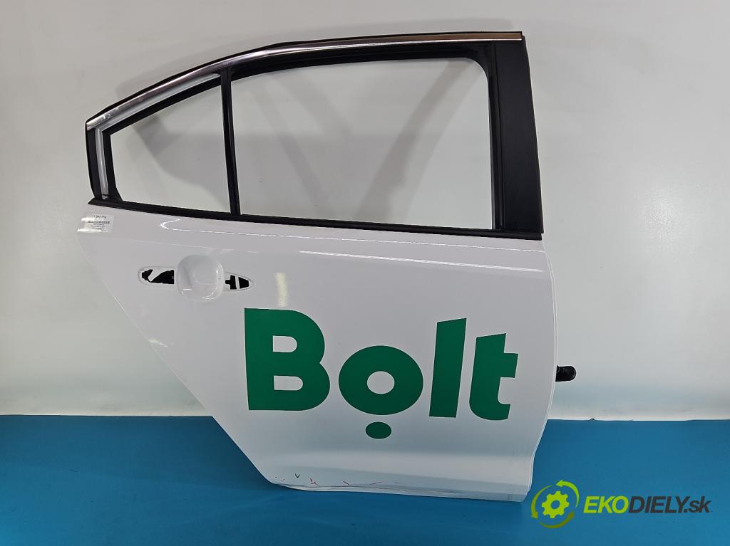 Toyota Corolla E21 2019- 1.8 16V 98 HP automatic 72 kW 1798 cm3 4- dvere zadné pravé  (Kľučka dverí ostatné)