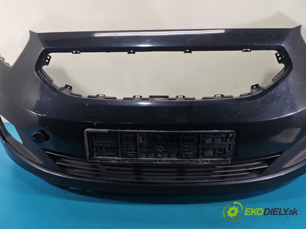 Kia Venga 1.6 crdi 116 HP manual 85 kW 1582 cm3 5- nárazník predné (Kľučka dverí ostatné)