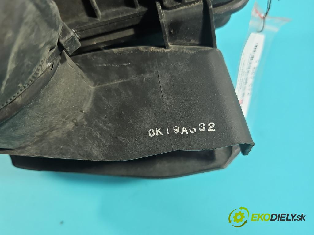 Kia Venga 1.6 crdi 116 hp manual 85 kW 1582 cm3 5- obal filtra vzduchu  (Kryt vzduchového filtru)