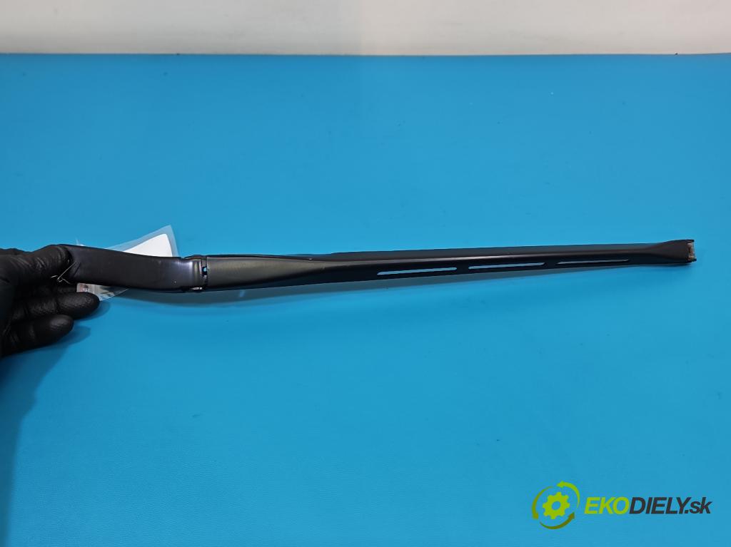 Bentley Continental I 2005-2013 6.0 V12 automatic 411 kW 5998 cm3 4- rameno stěrače pravé 3W1955410