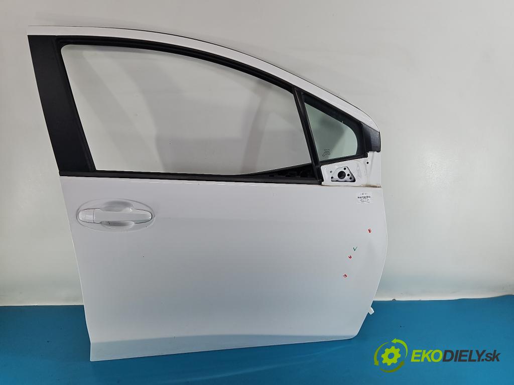 Toyota Yaris III 2011-2020 1.5 vvti 111KM manual 82 kW 1496 cm3 5- dveře přední pravé  (Klika dveří ostatní)