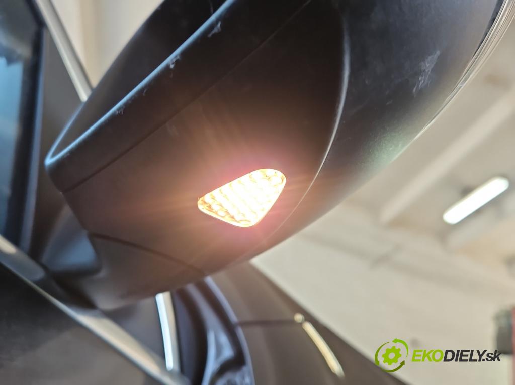 Vw Passat B7 2010-2014 2.0 tdi 140 HP manual 103 kW 1968 cm3 5- zrkadlo pravé  (Kľučka dverí ostatné)