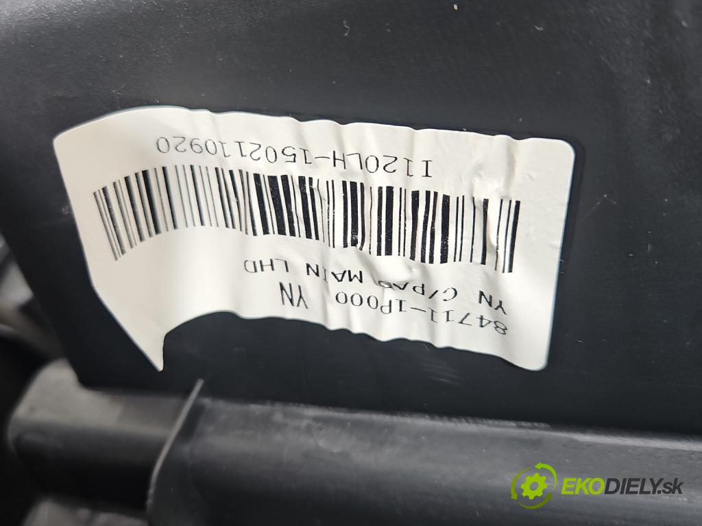 Kia Venga 1.6 crdi 116 HP manual 85 kW 1582 cm3 5- kokpit,pristrojová doska rozdeľovacia