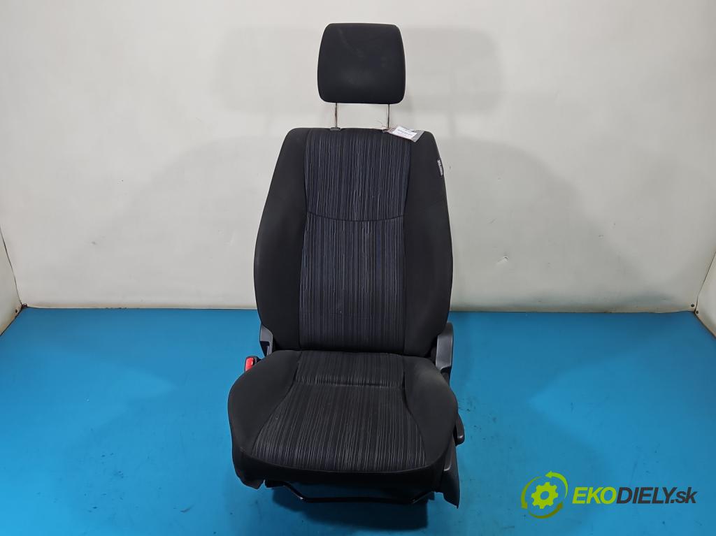 Suzuki Swift Mk7 2010-2017 1.2 16V 94 hp manual 69 kW 1242 cm3 5- Sedadlo levý  (Sedadlo)