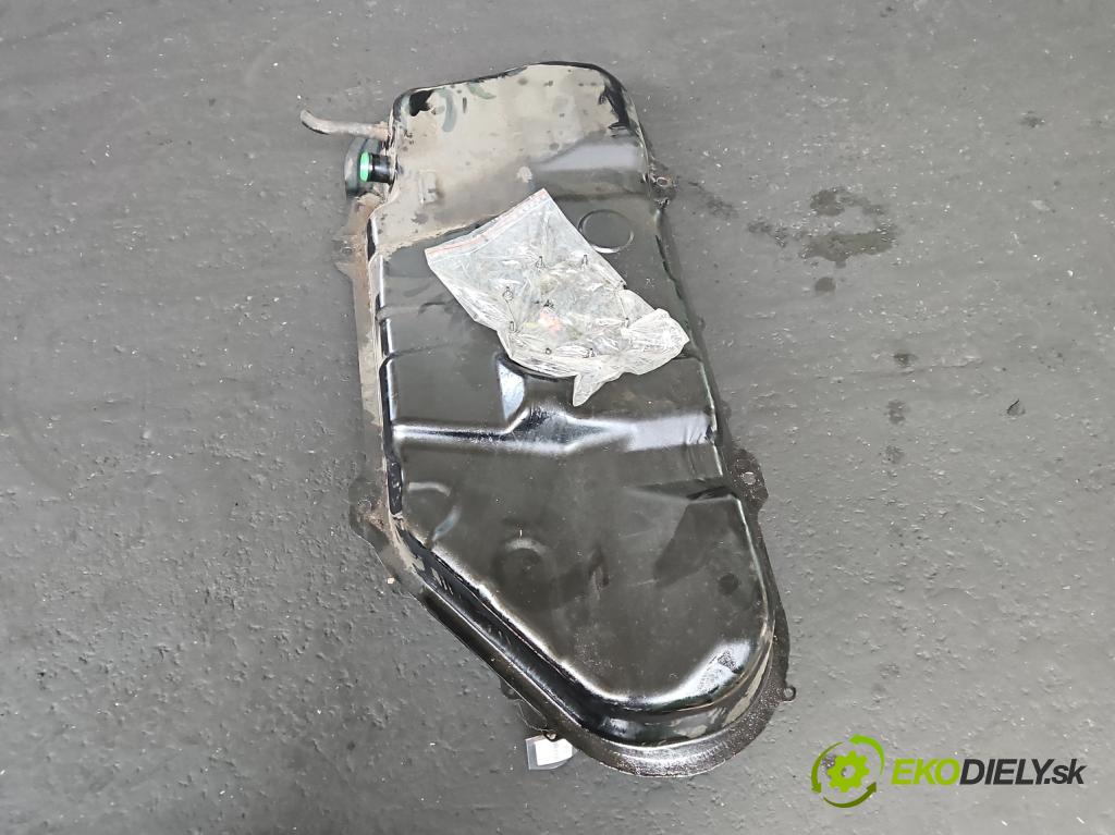 Kia Venga 1.6 crdi 116 HP manual 85 kW 1582 cm3 5- Nádrž: palivo  (Palivová nádrž)
