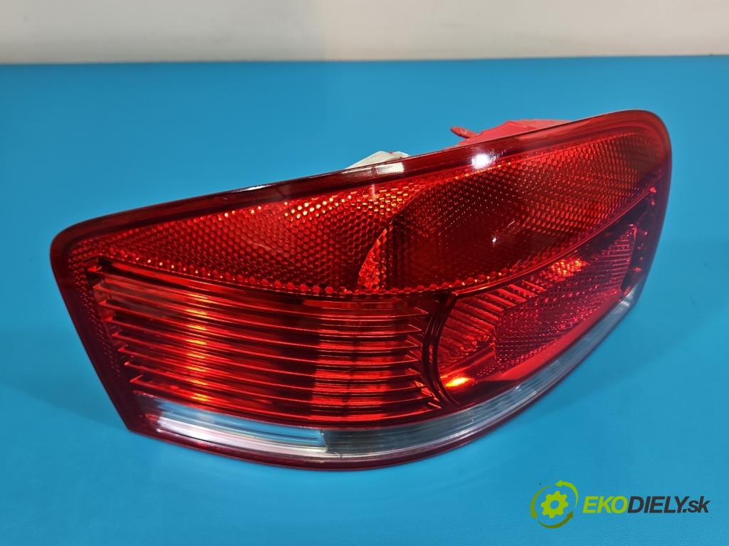 Audi A3 8P 2003-2012 2.0 FSI 150 hp manual 110 kW 1984 cm3 3- světlo zadní levé 8P0945095 (Klika dveří ostatní)