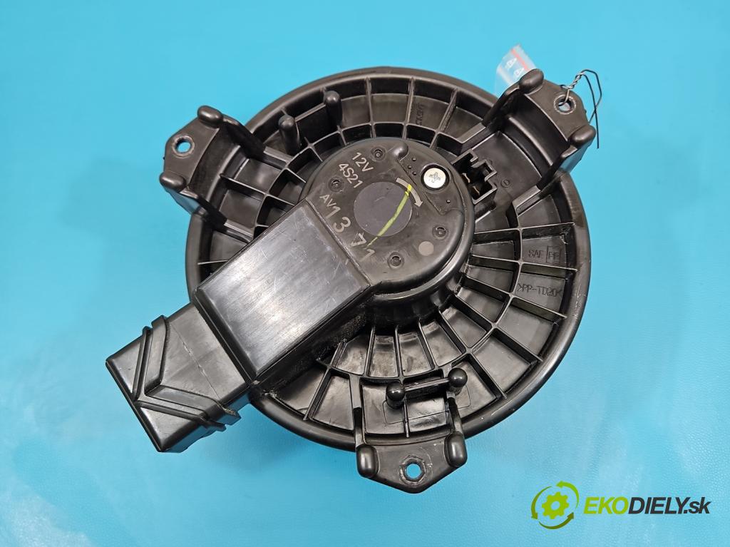 Suzuki Swift Mk7 2010-2017 1.2 16V 94 HP manual 69 kW 1242 cm3 5- ventilátor vzduchu