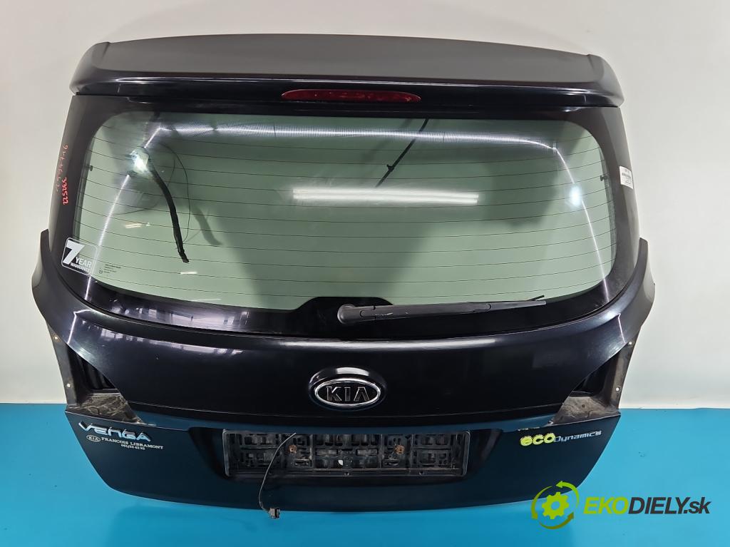 Kia Venga 1.6 crdi 116 HP manual 85 kW 1582 cm3 5- zadna kufor  (Kapota zadná (kufor))