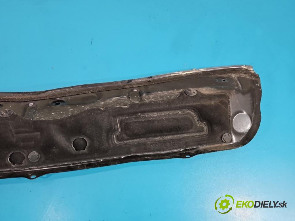 Suzuki Swift Mk7 2010-2017 1.2 16V 94 hp manual 69 kW 1242 cm3 5- torpédo 72375-68L3 (Plast pod čelním sklem)