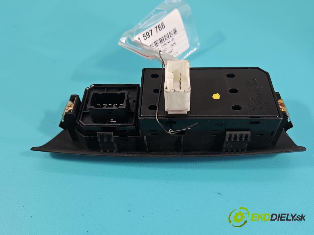 Hyundai Coupe II 2001-2008 1.6 16V 105 HP manual 77 kW 1599 cm3 3- prepínač okien spätných zrkadiel 93570-2C500