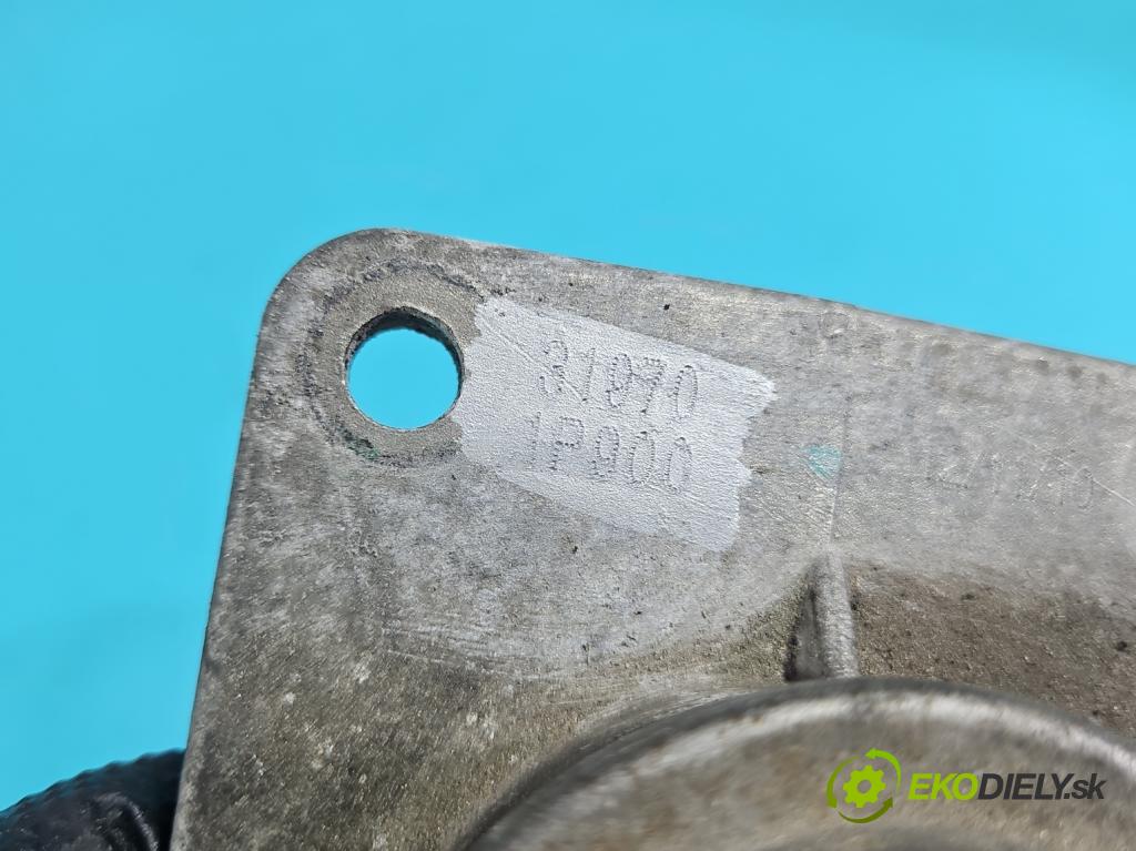 Kia Venga 1.6 crdi 116 hp manual 85 kW 1582 cm3 5- obal filtra paliva 31970-1P900