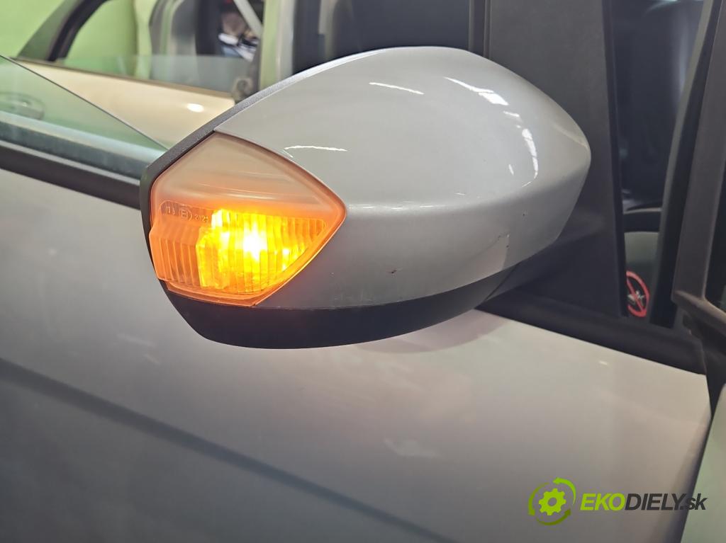 Ford C-Max II 2010-2019 1.6 150 HP manual 110 kW 1596 cm3 5- zrkadlo pravé  (Kľučka dverí ostatné)