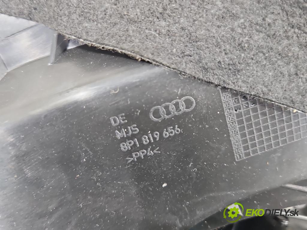 Audi A3 8P 2003-2012 2.0 FSI 150 hp manual 110 kW 1984 cm3 3- kokpit,přistrojova deska