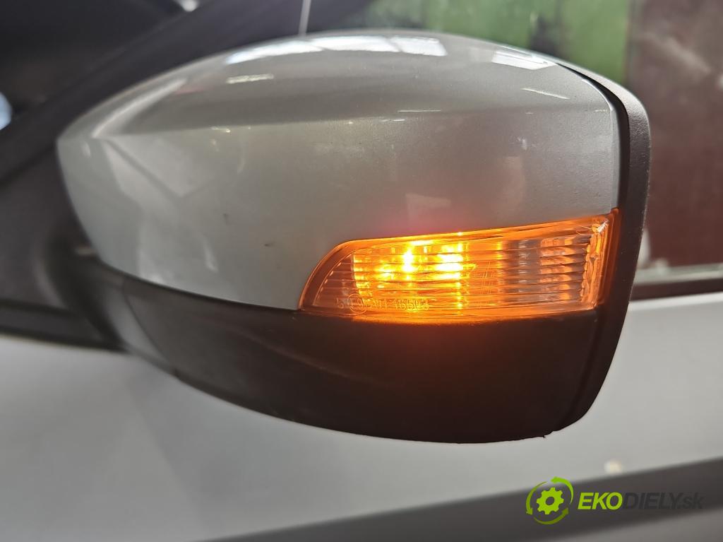 Skoda Fabia III 2014-2021 1.4 tdi 105 HP manual 77 kW 1422 cm3 5- zrkadlo ľavé  (Kľučka dverí ostatné)