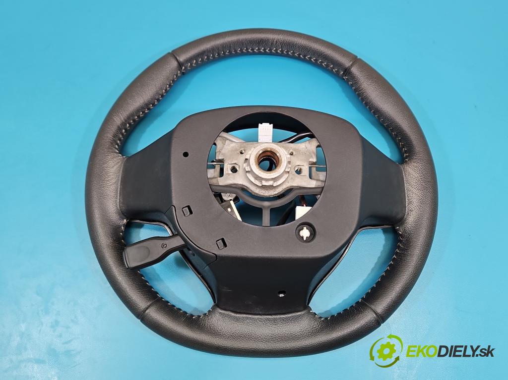 Toyota Yaris III 2011-2020 1.5 vvti 111KM manual 82 kW 1496 cm3 5- volant 45100-OD49024 (Volant)