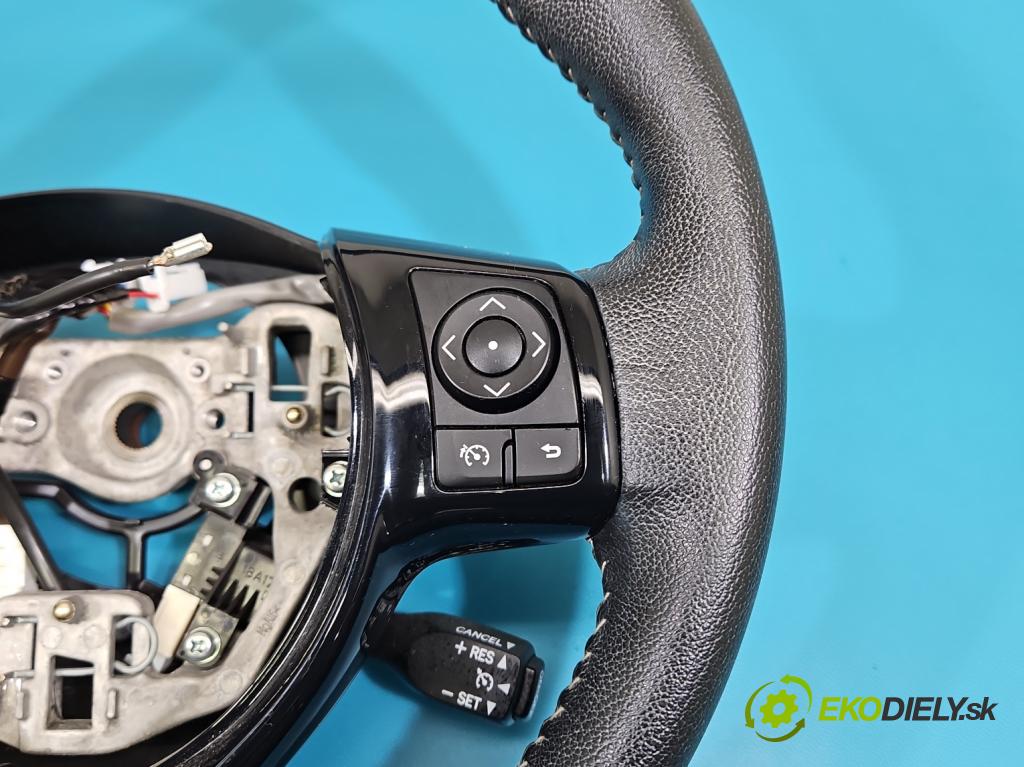 Toyota Yaris III 2011-2020 1.5 vvti 111KM manual 82 kW 1496 cm3 5- volant 45100-OD49024 (Volant)