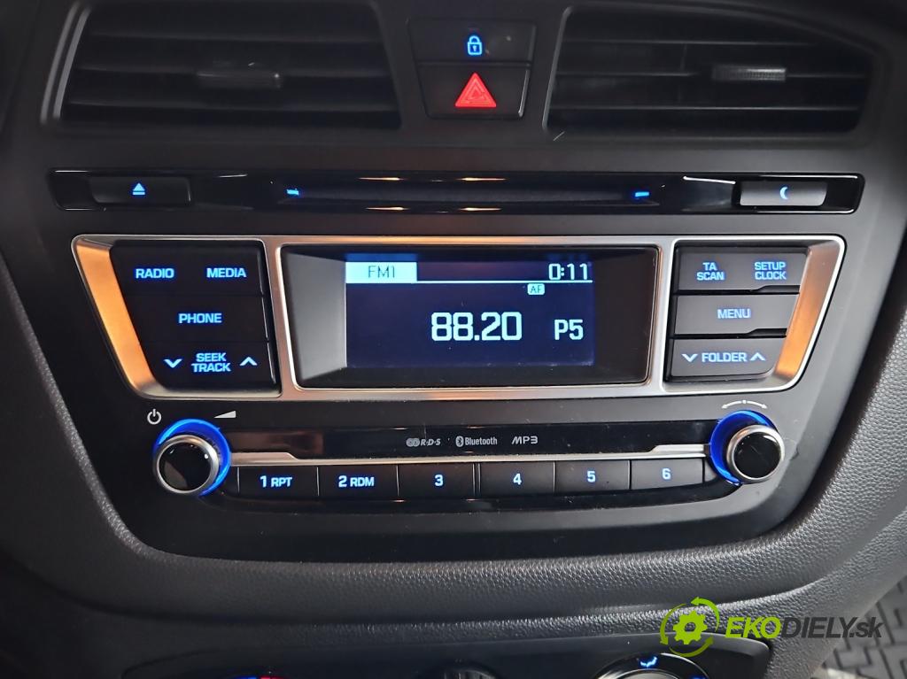 Hyundai i20 II 2014-2020 1.2 16V 84KM manual 62 kW 1248 cm3 5- Radio továrna: 96170C8250SDH