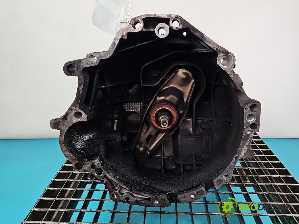Vw Passat B5 1995-2005 1.9 tdi 101 HP manual 74 kW 1896 cm3 4- prevodovka stupeň,rýchlosť manual EEN