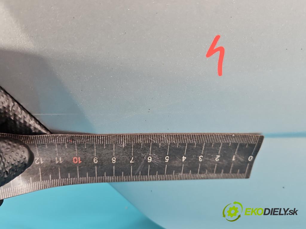 Skoda Fabia III 2014-2021 1.4 tdi 105 HP manual 77 kW 1422 cm3 5- dvere zadné pravé  (Kľučka dverí ostatné)
