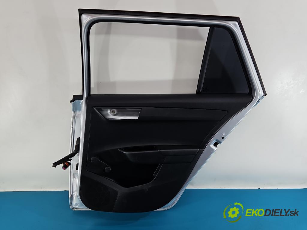 Skoda Fabia III 2014-2021 1.4 tdi 105 HP manual 77 kW 1422 cm3 5- dvere zadné pravé  (Kľučka dverí ostatné)