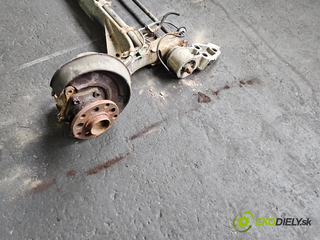 Vw Passat B5 1995-2005 1.9 tdi 101 hp manual 74 kW 1896 cm3 4- zadní výztuha  (Zadní výztuha)