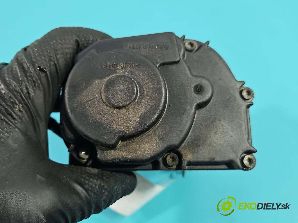 Audi A3 8L 1996-2003 1.6 8V 101 HP manual 74 kW 1595 cm3 3- klapka 06A133064J (Škrtiaca klapka)